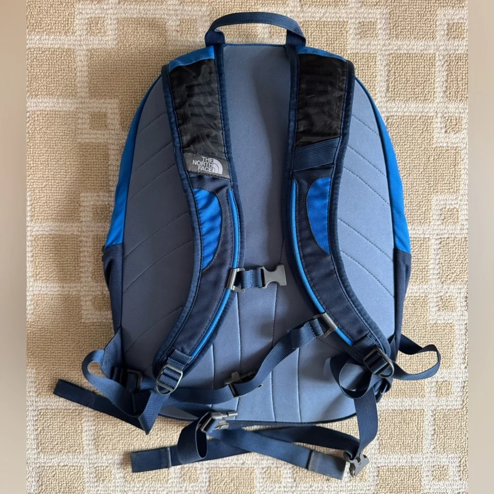 The North Face Vault Backpack Blue Laptop School Bag Travel Daypack